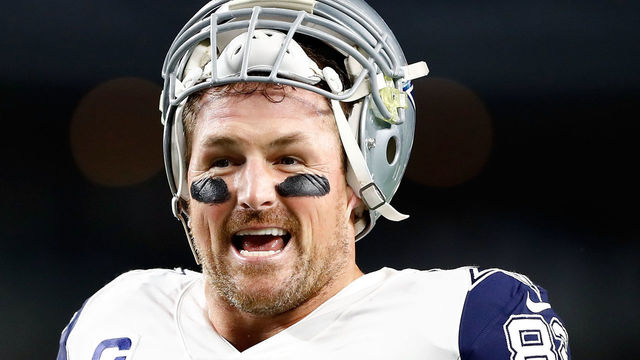 ARLINGTON, TX - NOVEMBER 30: Jason Witten #82 of the Dallas Cowboys smiles during warm-ups before the football game against the Washington Redskins at AT&T Stadium on November 30, 2017 in Arlington, Texas.