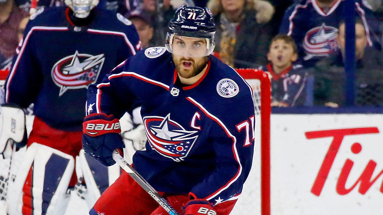 COLUMBUS, OH - JANUARY 30: Nick Foligno #71 of the Columbus Blue Jackets controls the puck during the game against the Minnesota Wild on January 30, 2018 at Nationwide Arena in Columbus, Ohio. Minnesota defeated Columbus 3-2 in a shootout.