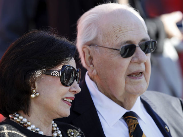 TAMPA, FL - DECEMBER 31: New Orleans Saints owner Tom Benson looks on alongside wife Gayle Benson before a game against the Tampa Bay Buccaneers at Raymond James Stadium on December 31, 2017 in Tampa, Florida. The Buccaneers won 31-24.