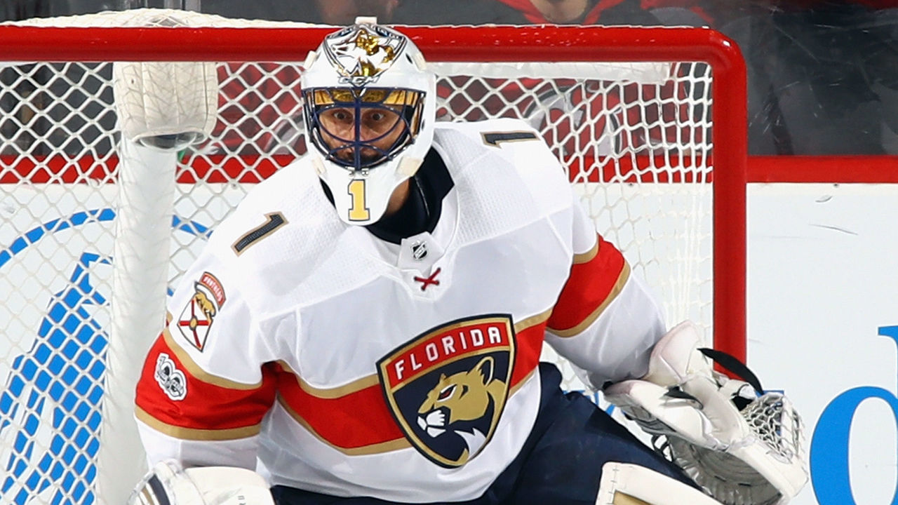 NEWARK, NJ - NOVEMBER 27: Roberto Luongo #1 of the Florida Panthers skates against the New Jersey Devils at the Prudential Center on November 27, 2017 in Newark, New Jersey. The Panthers defeated the Devils 3-2.