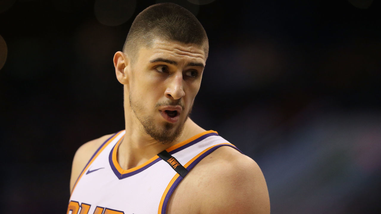 PHOENIX, AZ - NOVEMBER 06: Alex Len #21 of the Phoenix Suns stands on the court during the second half of the NBA game against the Brooklyn Nets at Talking Stick Resort Arena on November 6, 2017 in Phoenix, Arizona. The Nets defeated the Suns 98-92.