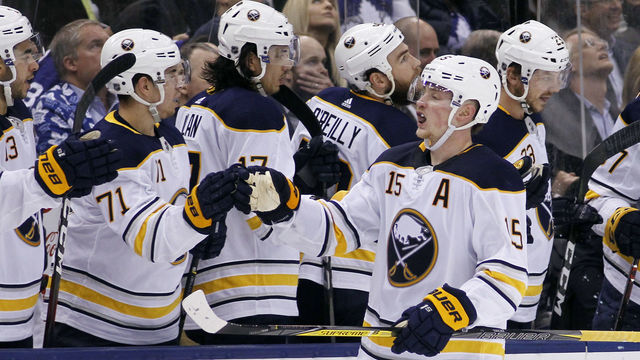Eichel ties Sabres franchise record with 5-assist performance