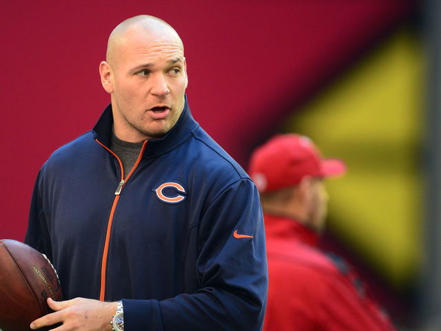$125M lawsuit filed against Brian Urlacher by mother of his son