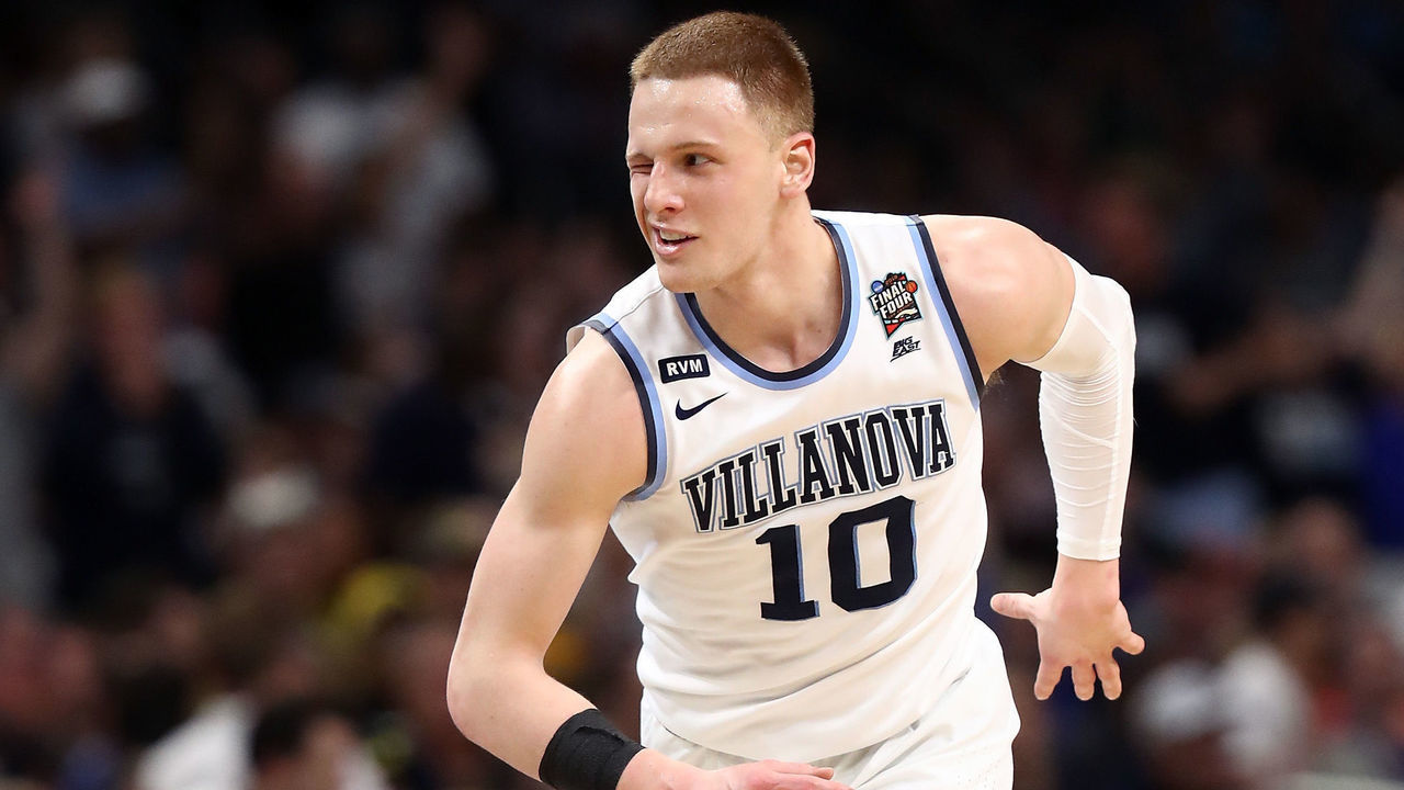 SAN ANTONIO, TX - APRIL 02: Donte DiVincenzo #10 of the Villanova Wildcats reacts after a shot in the second half against the Michigan Wolverines during the 2018 NCAA Men's Final Four National Championship game at the Alamodome on April 2, 2018 in San Antonio, Texas.