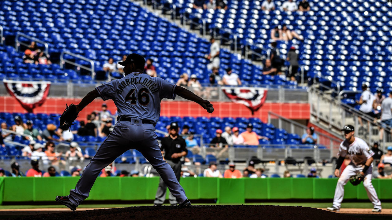 Marlins become 1st team to draw fewer than 1-million fans | theScore