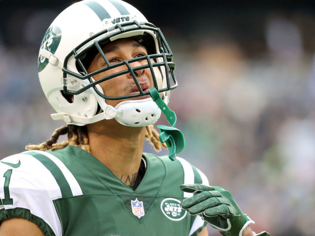 EAST RUTHERFORD, NJ - DECEMBER 24: Robby Anderson #11 of the New York Jets reacts after his team fails to convert on third down against the Los Angeles Chargers during the first half of an NFL game at MetLife Stadium on December 24, 2017 in East Rutherford, New Jersey.