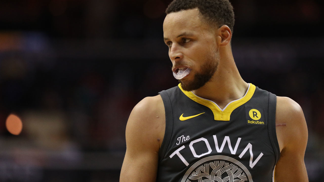 WASHINGTON, DC - FEBRUARY 28: Stephen Curry #30 of the Golden State Warriors looks on against the Washington Wizards at Capital One Arena on February 28, 2018 in Washington, DC.