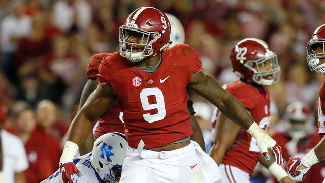 TUSCALOOSA, AL - OCTOBER 01: Da'Shawn Hand #9 of the Alabama Crimson Tide reacts after tackling Benjamin Snell Jr. #26 of the Kentucky Wildcats at Bryant-Denny Stadium on October 1, 2016 in Tuscaloosa, Alabama.