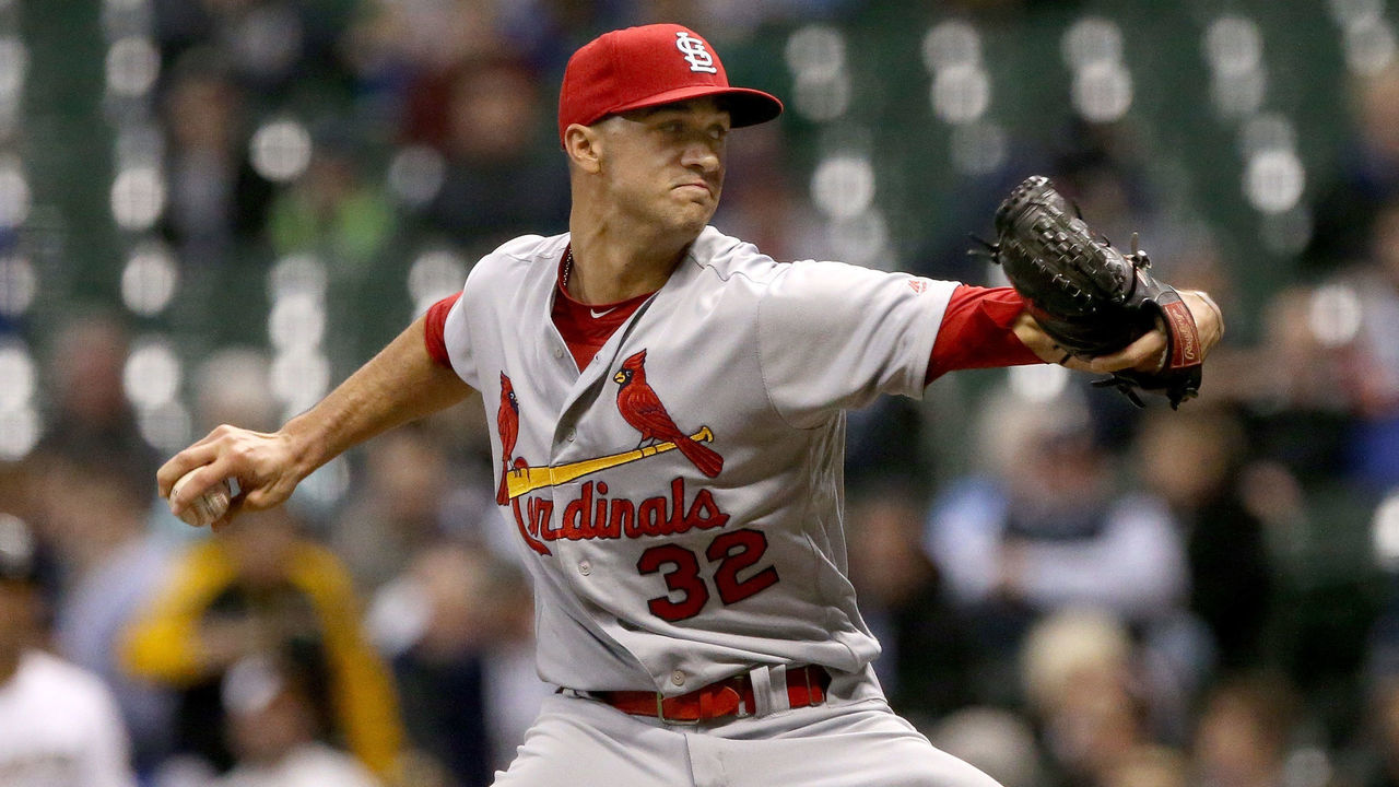MILWAUKEE, WI - APRIL 03: Jack Flaherty #32 of the St. Louis Cardinals pitches in the third inning against the Milwaukee Brewers at Miller Park on April 3, 2018 in Milwaukee, Wisconsin.