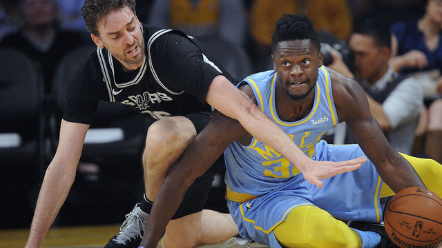 Watch: ESPN cuts to ad as Lakers attempt potential game-winning layup vs. Spurs