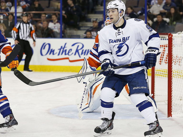 Lightning's Tyler Johnson suffers lowerbody injury, will not return