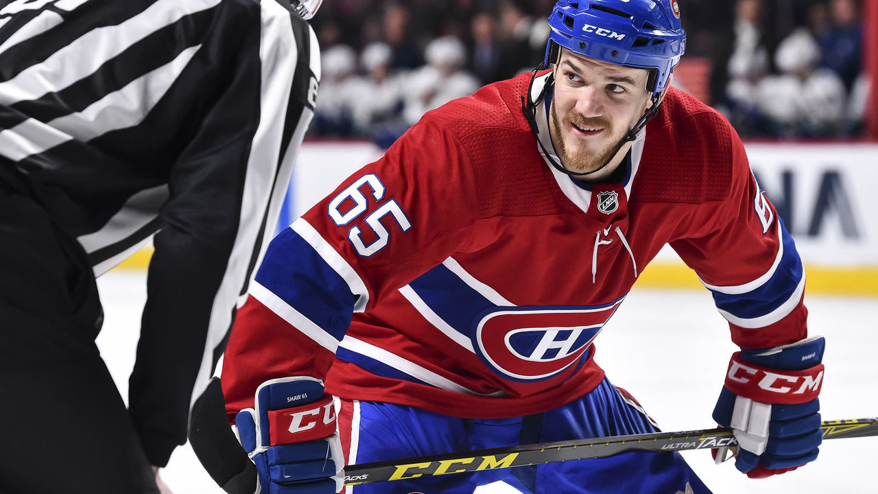 MONTREAL, QC - JANUARY 07: Andrew Shaw #65 of the Montreal Canadiens looks towards the linesman prior to a face-off against the Vancouver Canucks during the NHL game at the Bell Centre on January 7, 2018 in Montreal, Quebec, Canada. The Montreal Canadiens defeated the Vancouver Canucks 5-2.