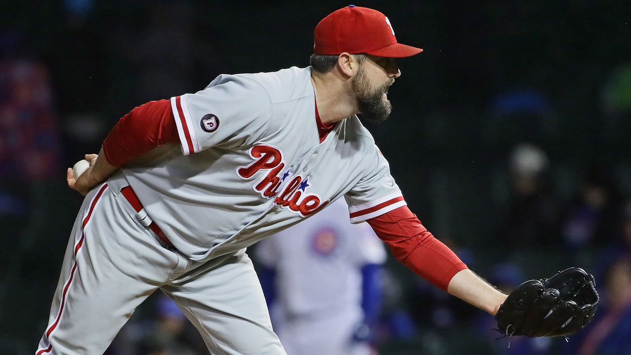 CHICAGO, IL - MAY 01: Pat Neshek #17 of the Philadelphia Phillies pitchesin the 9th inning against the Chicago Cubs at Wrigley Field on May1, 2017 in Chicago, Illinois. The Phillies defeated the Cubs 10-2.