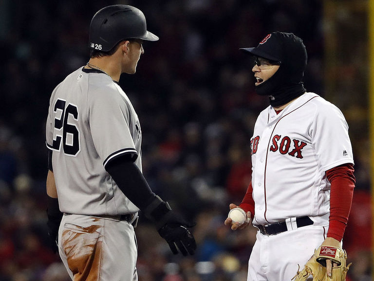 Benches clear in Red SoxYankees after Austin's hard slide