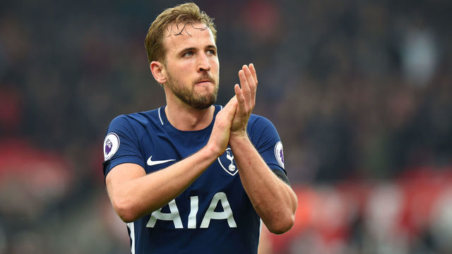 STOKE ON TRENT, ENGLAND - APRIL 07: Harry Kane of Tottenham Hotspur shows appreciation to the fans following the Premier League match between Stoke City and Tottenham Hotspur at Bet365 Stadium on April 7, 2018 in Stoke on Trent, England.