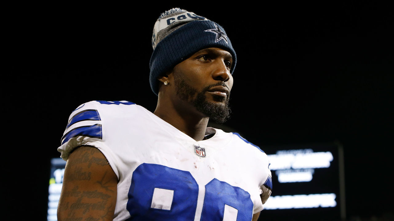 OAKLAND, CA - DECEMBER 17: Dez Bryant #88 of the Dallas Cowboys walks off the field after their 20-17 win over the Oakland Raiders during their NFL game at Oakland-Alameda County Coliseum on December 17, 2017 in Oakland, California.