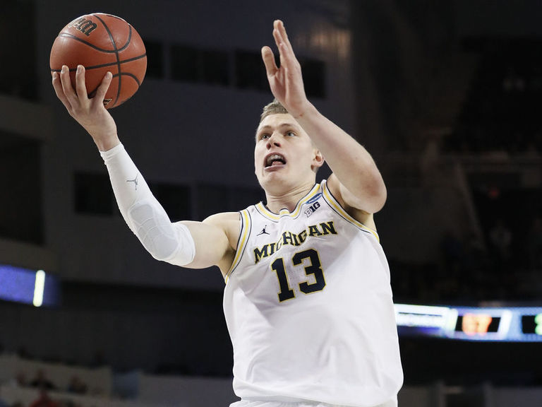 Moe Wagner declares for NBA draft | theScore.com