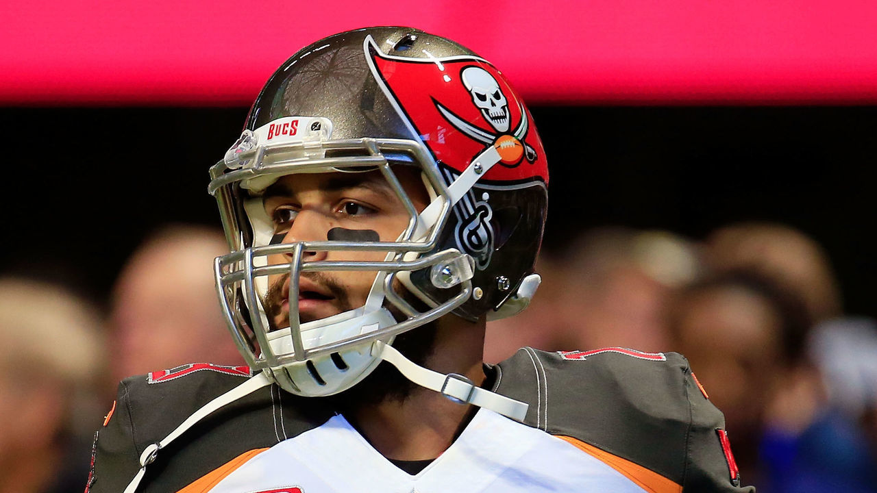 ATLANTA, GA - NOVEMBER 26: Mike Evans #13 of the Tampa Bay Buccaneers warms up prior to the game against the Atlanta Falcons at Mercedes-Benz Stadium on November 26, 2017 in Atlanta, Georgia.