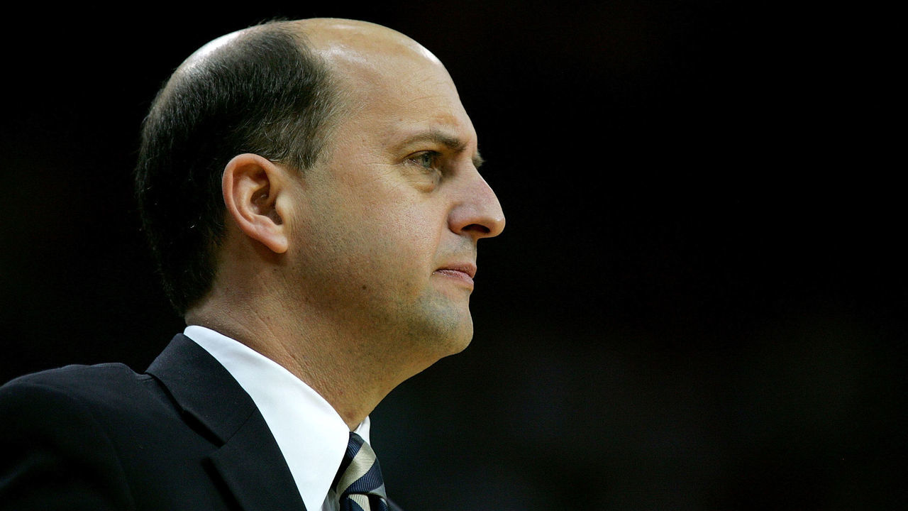 HOUSTON - APRIL 21: Coach Jeff Van Gundy of the Houston Rockets on the sidelines as his teams plays the Utah Jazz in Game One of the Western Conference Quarterfinals during the 2007 NBA Playoffs at the Toyota Center April 21, 2007 in Houston, Texas.