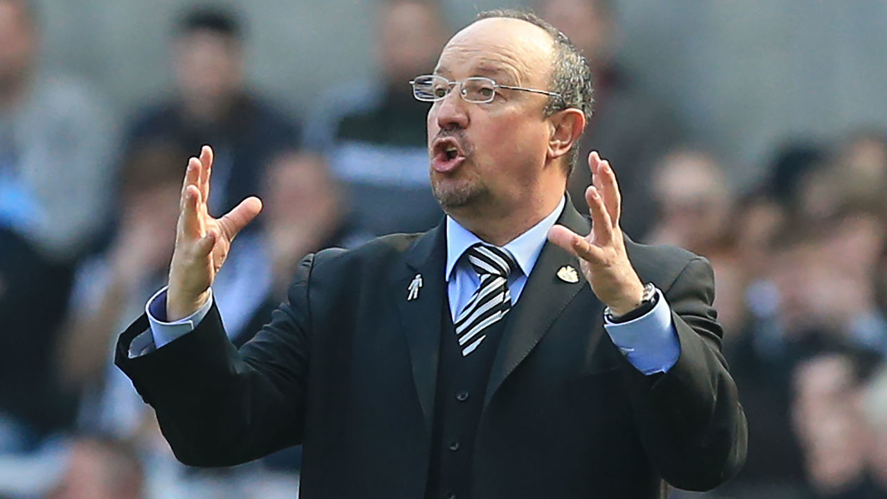 Newcastle United's Spanish manager Rafael Benitez gestures on the touchline during the English Premier League football match between Newcastle United and Arsenal at St James' Park in Newcastle-upon-Tyne, north east England on April 15, 2018. / AFP PHOTO / Lindsey PARNABY /