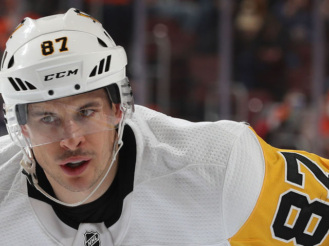 PHILADELPHIA, PA - JANUARY 02: Sidney Crosby #87 of the Pittsburgh Penguins in action against the Philadelphia Flyers during the first period at Wells Fargo Center on January 2, 2018 in Philadelphia, Pennsylvania.