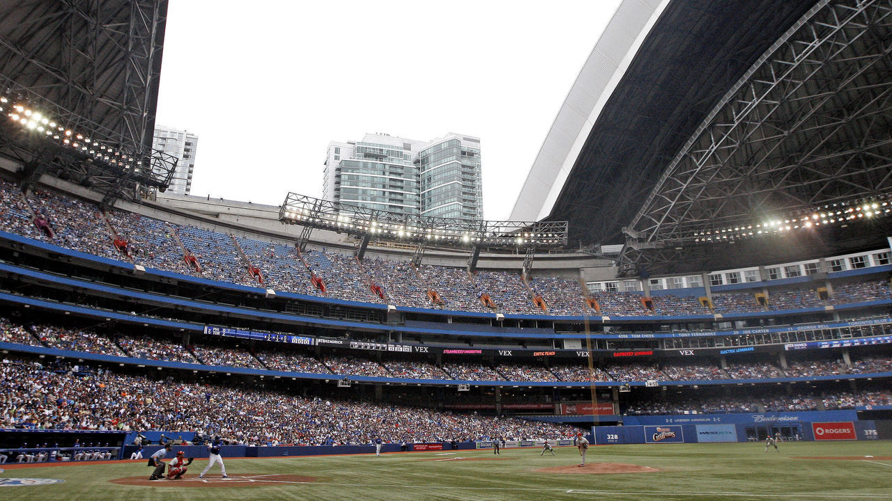 TORONTO, CANADA - JUNE 17: The Rogers Centre roof opens to an overcast day midway through the second inning during MLB action between the Philadelphia Phillies and the Toronto Blue Jays at The Rogers Centre June 17, 2012 in Toronto, Ontario, Canada.
