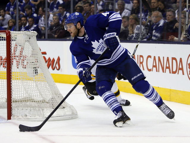 Leafs, Franson avoid arbitration, agree to terms on 1-year, $3.3 million contract