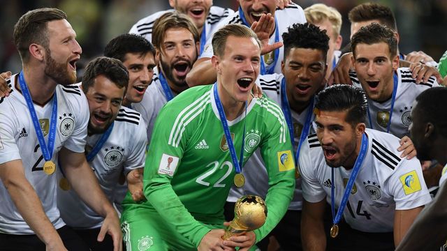 Germany's goalkeeper Marc-Andre Ter Stegen lifts the trophy after winning the 2017 Confederations Cup final football match between Chile and Germany at the Saint Petersburg Stadium in Saint Petersburg on July 2, 2017. / AFP PHOTO / FRANCK FIFE