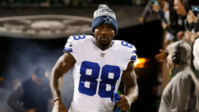 OAKLAND, CA - DECEMBER 17: Dez Bryant #88 of the Dallas Cowboys runs onto the field prior to their NFL game against the Oakland Raiders at Oakland-Alameda County Coliseum on December 17, 2017 in Oakland, California.