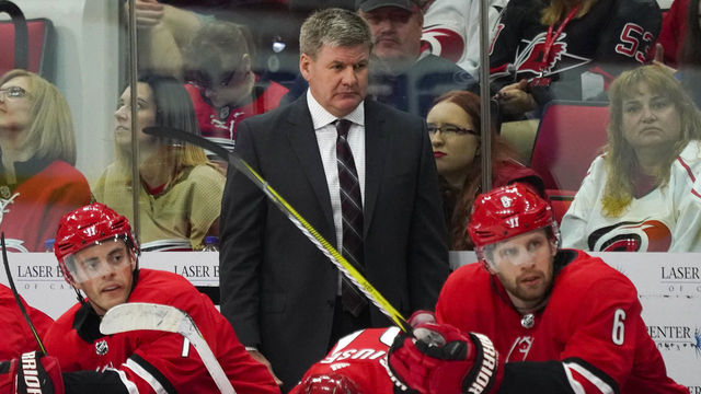Flames name Bill Peters head coach