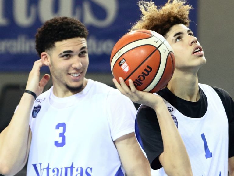 Report Ball brothers leave Vytautas due to injuries