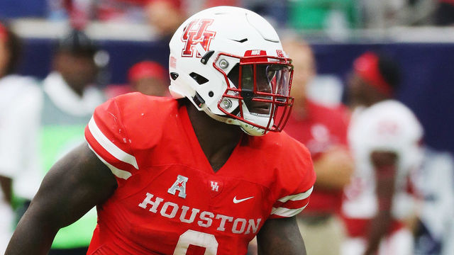 HOUSTON, TX - SEPTEMBER 03: Matthew Adams #9 of the Houston Cougars in action during their game against the Oklahoma Sooners during the Advocare Texas Kickoff at NRG Stadium on September 3, 2016 in Houston, Texas.
