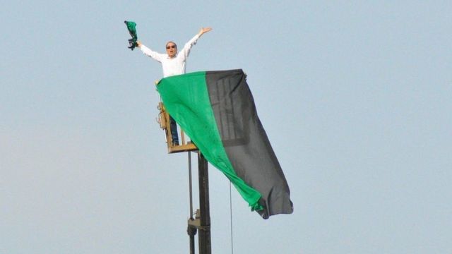 Fan banned from stadium rents crane to watch Turkish club play