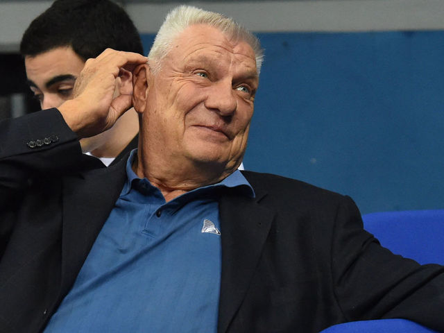 ISTANBUL, TURKEY - OCTOBER 11: Former NBA Coach Don Nelson sits court side prior to agate between the San Antonio Spurs against Fenerbahce Ulker as part of the NBA Global Games on October 11, 2014 at the Ulker Sports Arena in Istanbul, Turkey. Mandatory Copyright Notice: Copyright 2014 NBAE