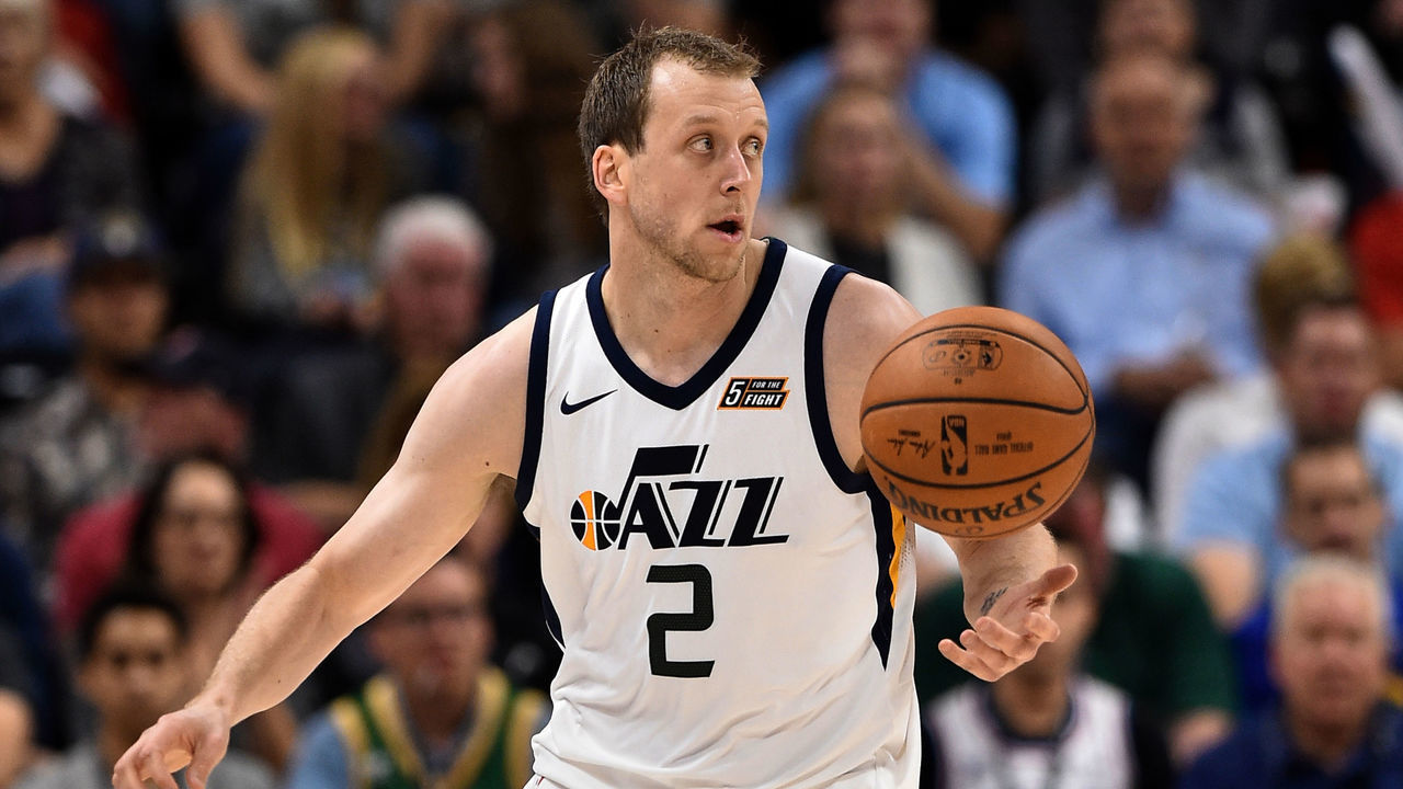SALT LAKE CITY, UT - OCTOBER 18: Joe Ingles #2 of the Utah Jazz looks to pass the ball against the Denver Nuggets at Vivint Smart Home Arena on October 18, 2017 in Salt Lake City, Utah.