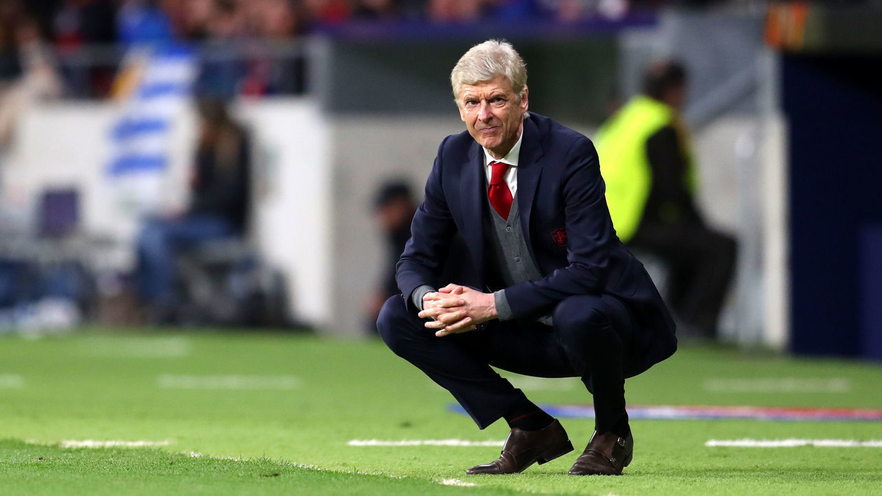 MADRID, SPAIN - MAY 03: Arsene Wenger, Manager of Arsenal looks dejected during the UEFA Europa League Semi Final second leg match between Atletico Madrid and Arsenal FC at Estadio Wanda Metropolitano on May 3, 2018 in Madrid, Spain.