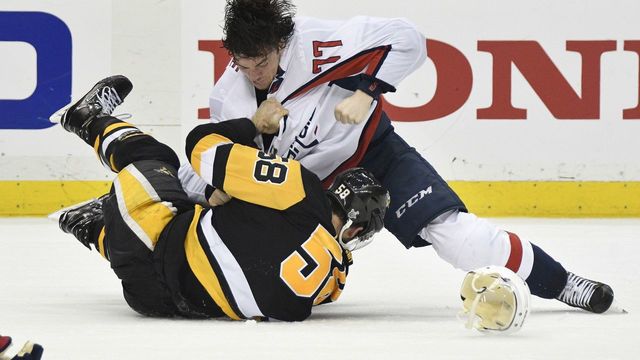 Watch: Fists fly after Oshie leaps into Letang late in Game 4