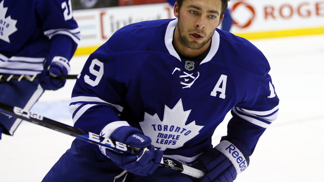 With Maple Leafs out of contention, injured Lupul resting instead of rushing back