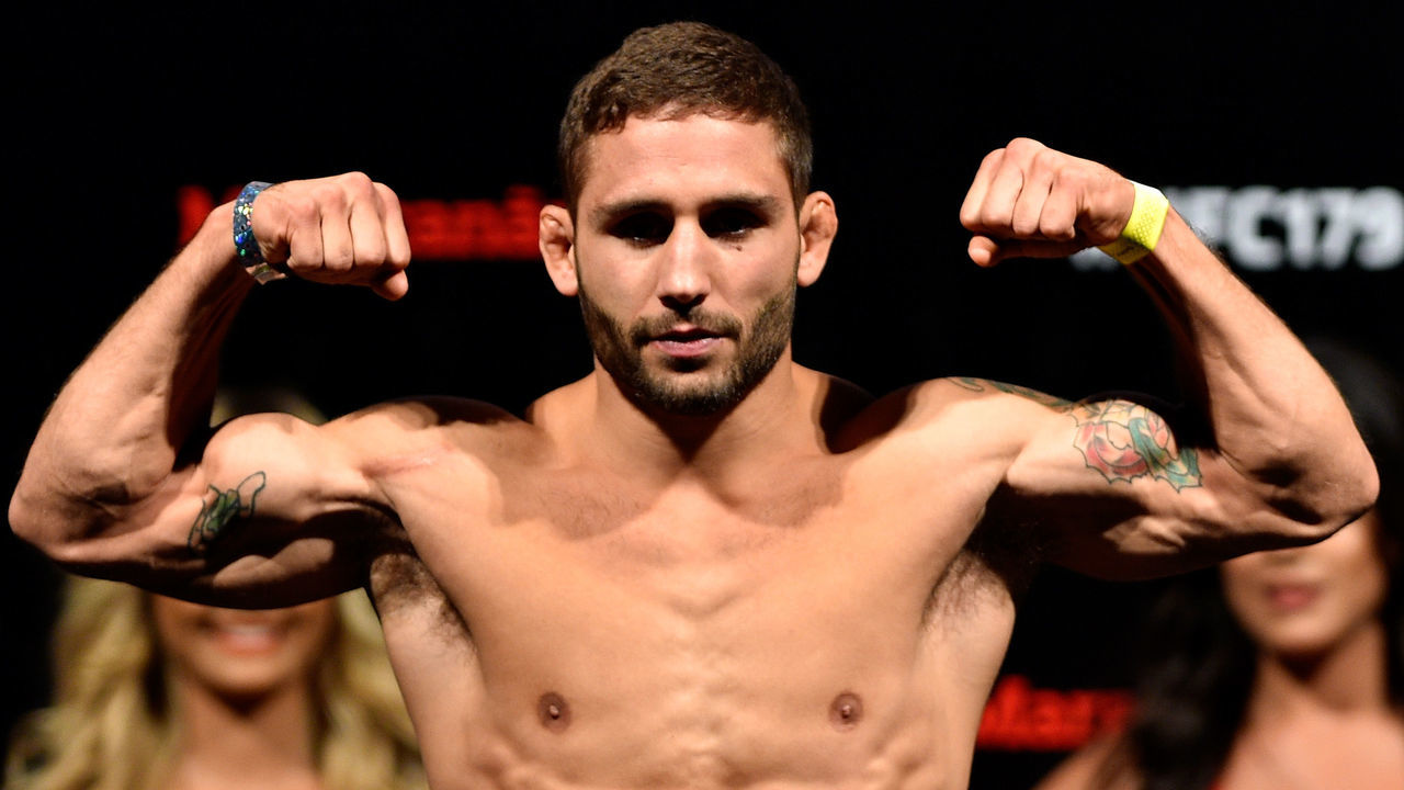 RIO DE JANEIRO, BRAZIL - OCTOBER 24: Chad Mendes weighs in during the UFC 179 weigh-in at Maracanazinho on October 24, 2014 in Rio de Janeiro, Brazil.