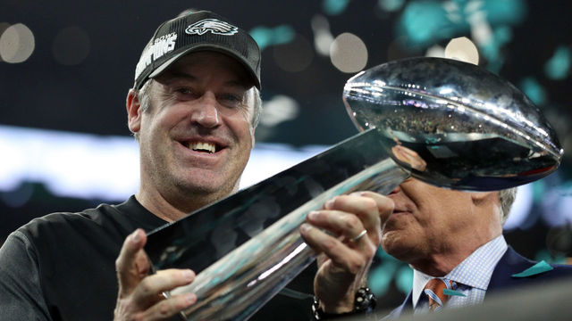 MINNEAPOLIS, MN - FEBRUARY 04: Head coach Doug Pederson of the Philadelphia Eagles raises the Vince Lombardi Trophy after defeating the New England Patriots 41-33 in Super Bowl LII at U.S. Bank Stadium on February 4, 2018 in Minneapolis, Minnesota.