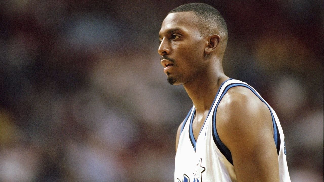 1 Mar 1999: Anfernee Hardaway #1 of the Orlando Magic looking on during the game against the Atlanta Hawks at the Orlando Arena in Orlando, Florida. The Magic defeated the Hawks 70-67. Mandatory Credit: Andy Lyons /Allsport