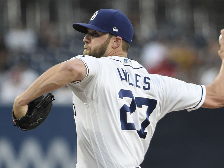 Padres' Lyles throwing perfect game through 7 innings | theScore.com