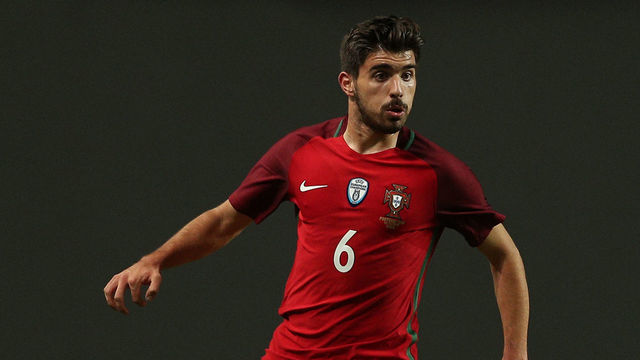 LEIRA, PORTUGAL -NOVEMBER 14: Portugal midfielder Ruben Neves during the match between Portugal and United States of America International Friendly at Estadio Municipal de Leiria, on November 14, 2017 in Leiria, Portugal.