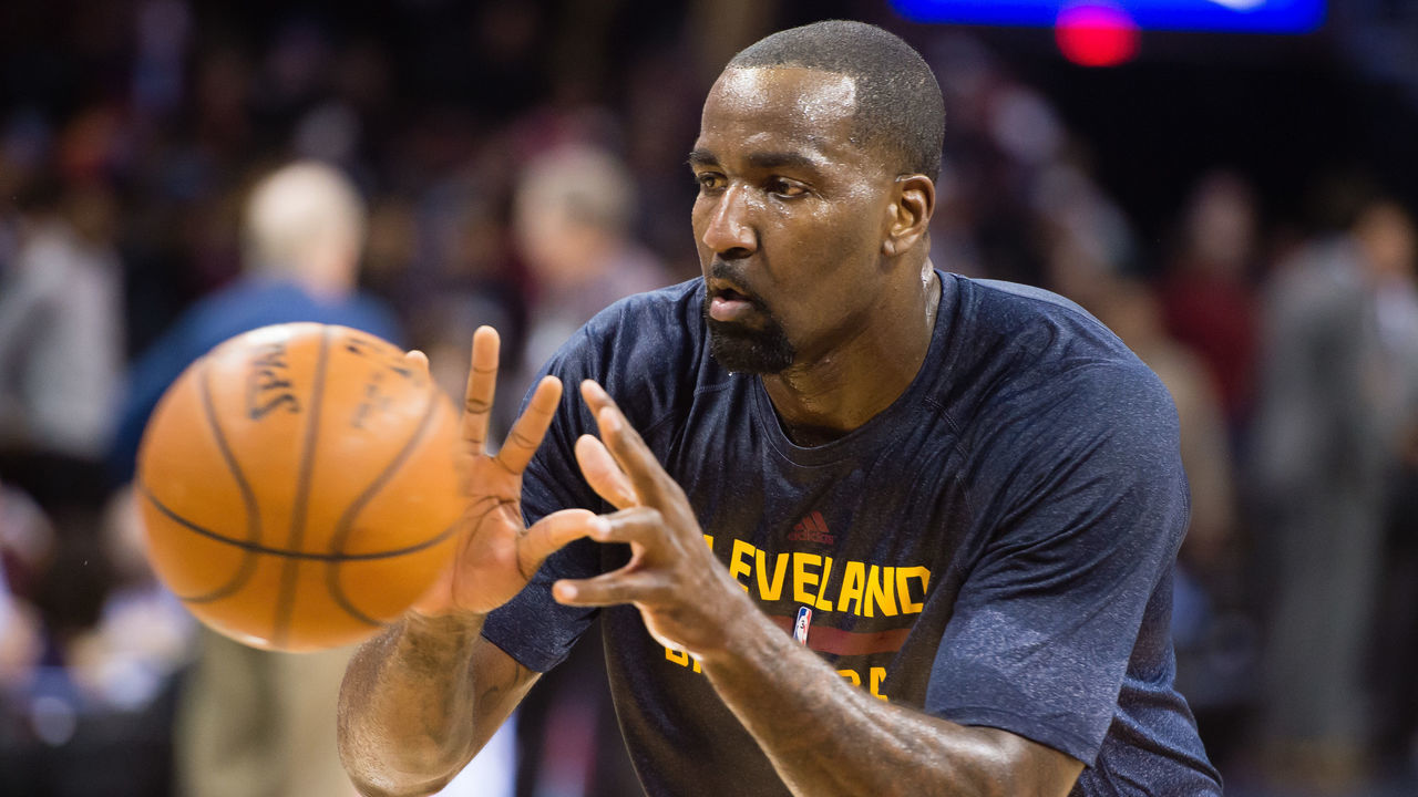CLEVELAND, OH - FEBRUARY 26: Kendrick Perkins #3 of the Cleveland Cavaliers warms up prior to the game against the Golden State Warriors at Quicken Loans Arena on February 26, 2015 in Cleveland, Ohio.