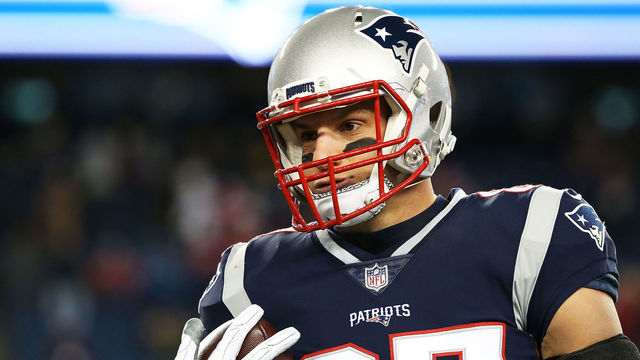 FOXBOROUGH, MA - JANUARY 13: Rob Gronkowski #87 of the New England Patriots warms up before the AFC Divisional Playoff game against the Tennessee Titans at Gillette Stadium on January 13, 2018 in Foxborough, Massachusetts.