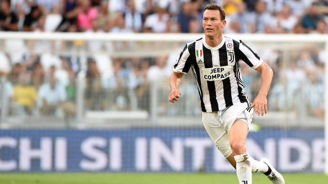 TURIN, ITALY - AUGUST 19: Stephan Lichsteiner of Juventus in action during the Serie A match between Juventus and Cagliari Calcio at Allianz Stadium on August 19, 2017 in Turin, Italy.