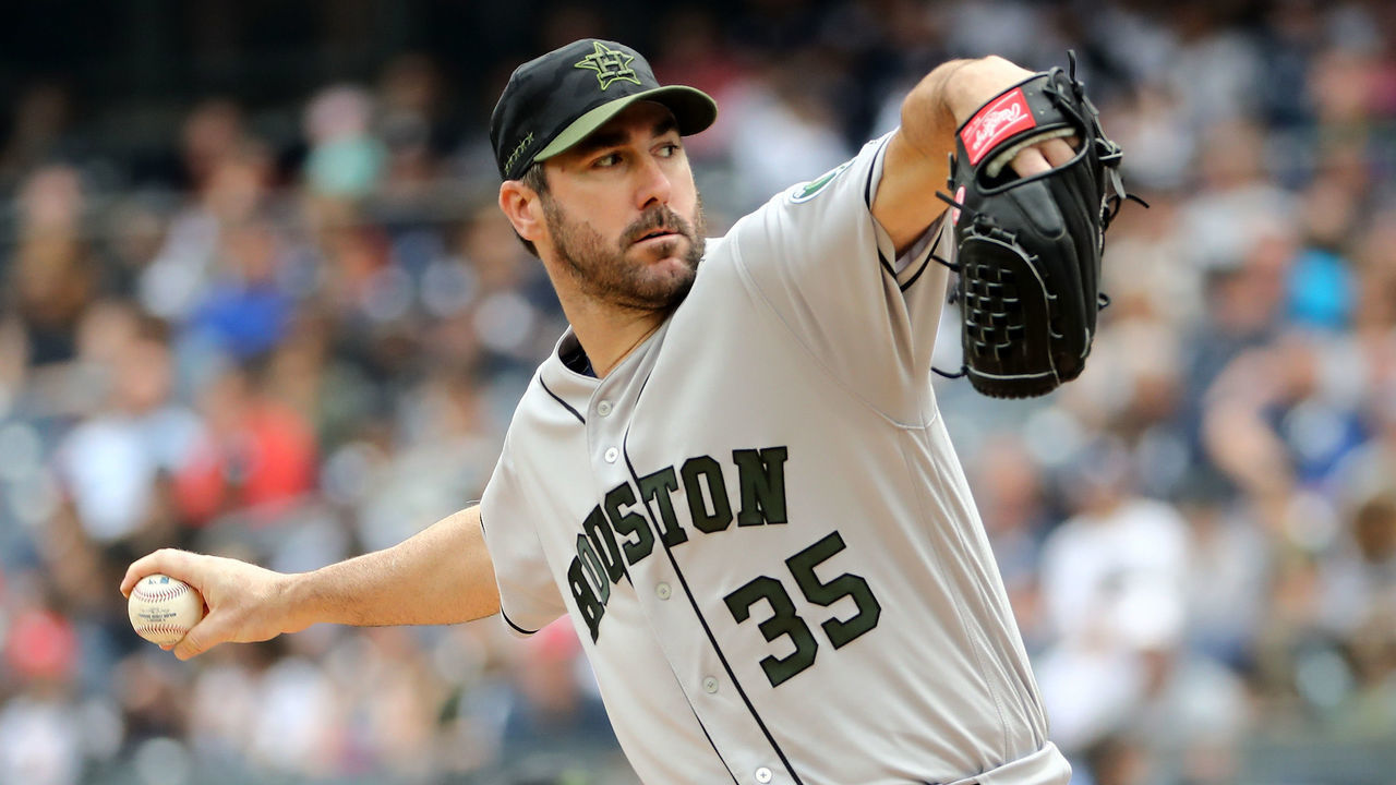 NEW YORK, NY - MAY 28: Justin Verlander #35 of the Houston Astros delivers a pitch in the second inning against the New York Yankees at Yankee Stadium on May 28, 2018 in the Bronx borough of New York City.MLB players across the league are wearing special uniforms to commemorate Memorial Day.