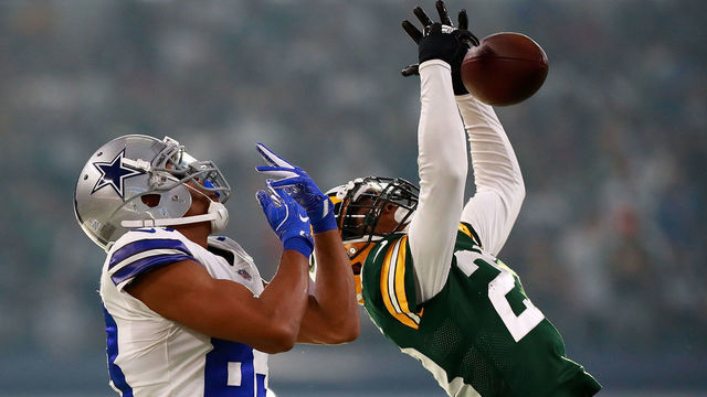 ARLINGTON, TX - OCTOBER 08: Damarious Randall #23 of the Green Bay Packers breaks up a pass intended for Terrance Williams #83 of the Dallas Cowboys late in the fourth quarter of a football game at AT&T Stadium on October 8, 2017 in Arlington, Texas.