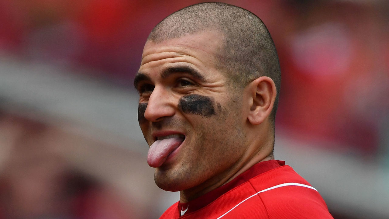 CINCINNATI, OH - MAY 19: Joey Votto #19 of the Cincinnati Reds reacts after scoring a run in the sixth inning against the Chicago Cubs at Great American Ball Park on May 19, 2018 in Cincinnati, Ohio.