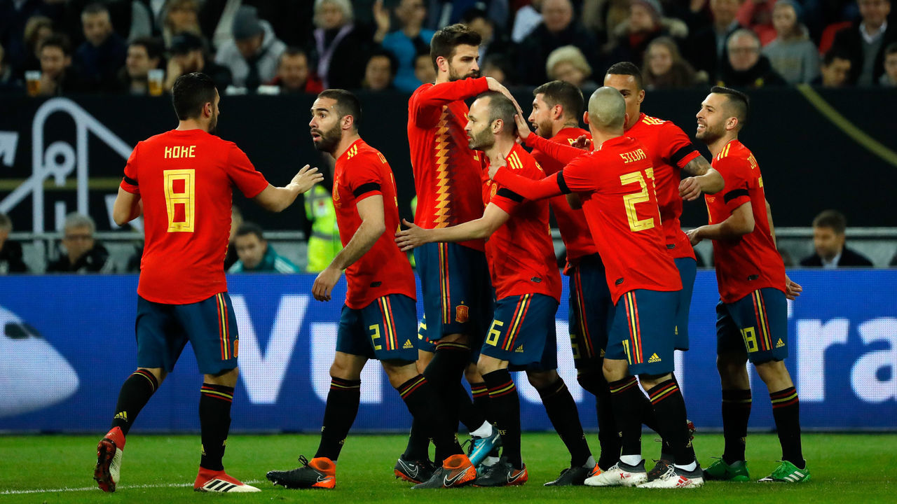 DUESSELDORF, GERMANY - MARCH 23: Rodrigo Moreno of Spain celebrates after scoring his team`s first goal with team mates during the international friendly match between Germany and Spain at Esprit-Arena on March 23, 2018 in Duesseldorf, Germany.